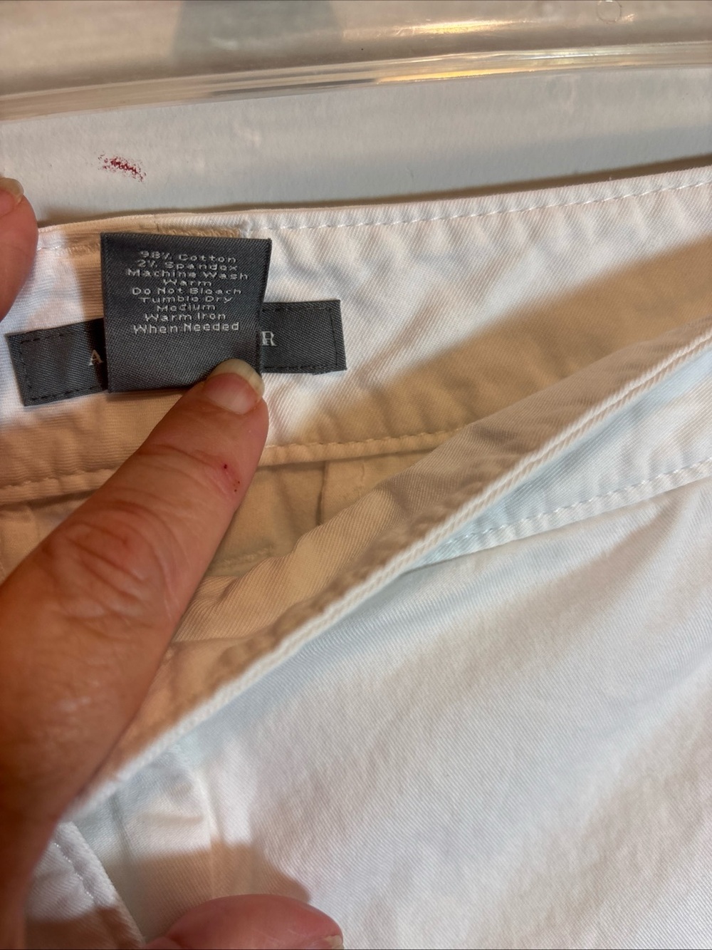 Ann Taylor Classic Women's White Cotton Bermuda Shorts. 726 - Picture 6 of 9